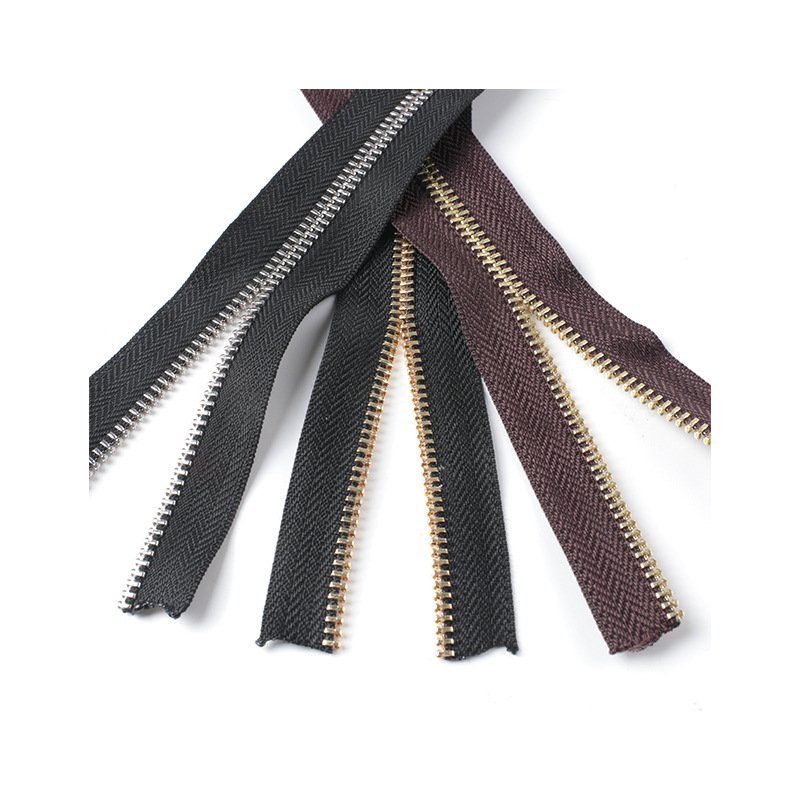 Jinhua Yiwu Metal Titanium Aluminum Alloy Zips Cremalleras Zipper Per Meter Zippers Tape by the Yard for Jacket Jeans