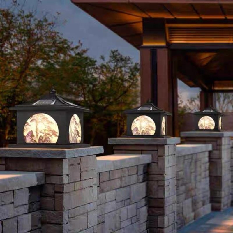 High Quality Solar Outdoor Modern Solar LED Fence Courtyard Villa Garden Decoration Column Lawn Light