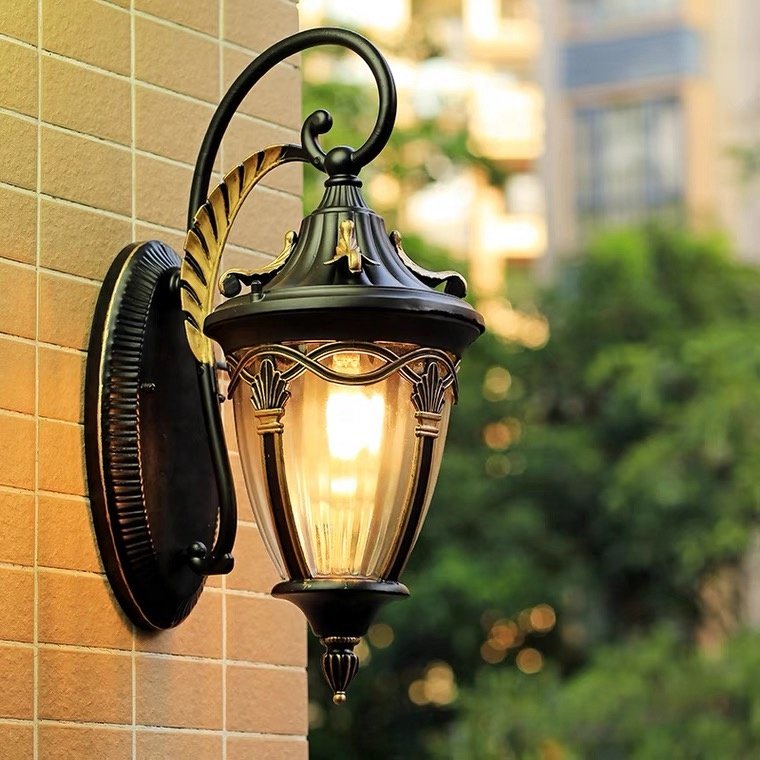 External Outdoor Wall Lamp Main Powered Black Retro Lantern LED Wall Lamp Outdoor Light LED Wall Lamp