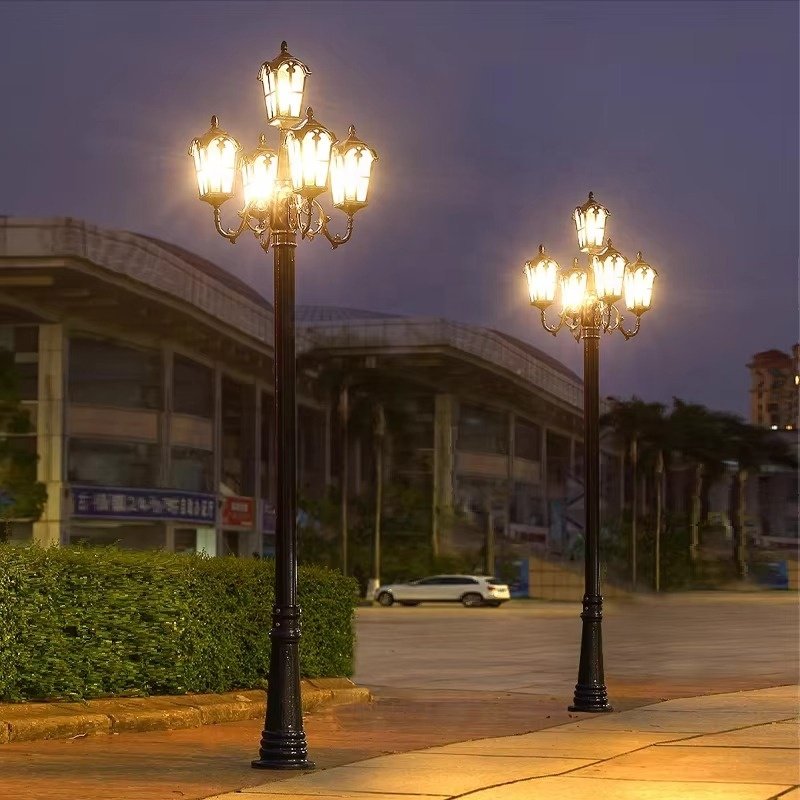 Courtyard Outdoor Solar Led Garden Light Theme Park Villa Waterproof Road Street Lamp Vintage High Pole Solar Garden Lamp