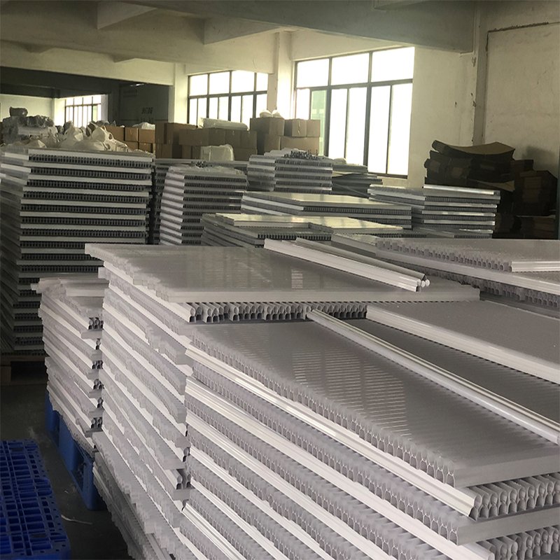 Custom Modern Frosted Plastic Diffuser Lamp Cover Polycarbonate PC Acrylic PMMA PVC Lamp Shade for LED Profile Lampshade