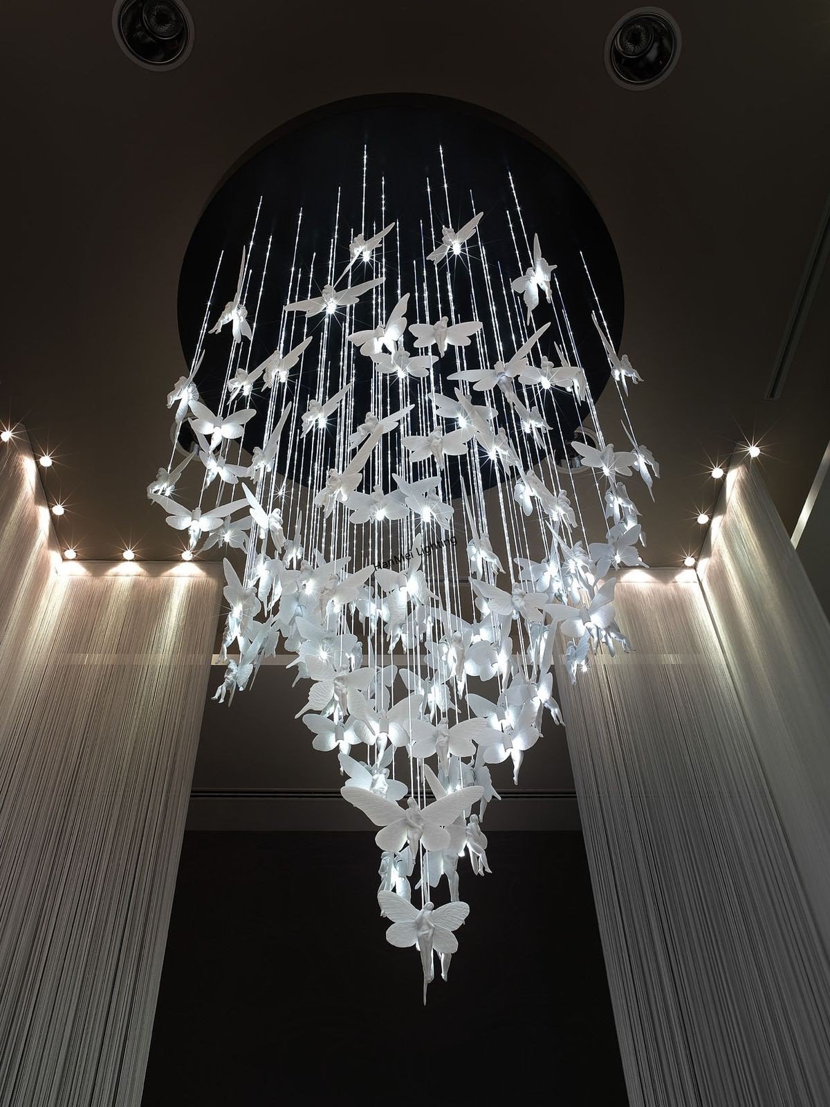 Hotel Lobby Decorative Led Chandelier Lighting butterfly Shape Ceiling Light Chandelier for High Ceiling Hotel Home Staircase