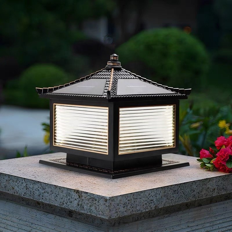 Manufacturer Wholesale Hotel Modern Outdoor Wall Lamp Garden Lighting Glass LED Solar Column Lamp Gate Column Lamp