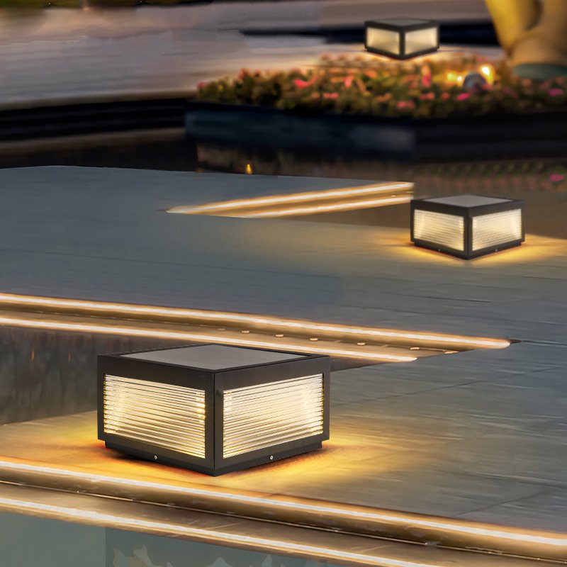 Durlite China Wholesale Square Latest Design Warm White Induction Pillar Lamp Garden Gate Post Lights Solar Pillar Light Outdoor