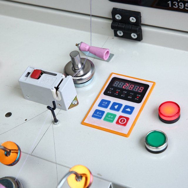 Double Spindles Automatic Yarn Twisting and Rewinding Machine