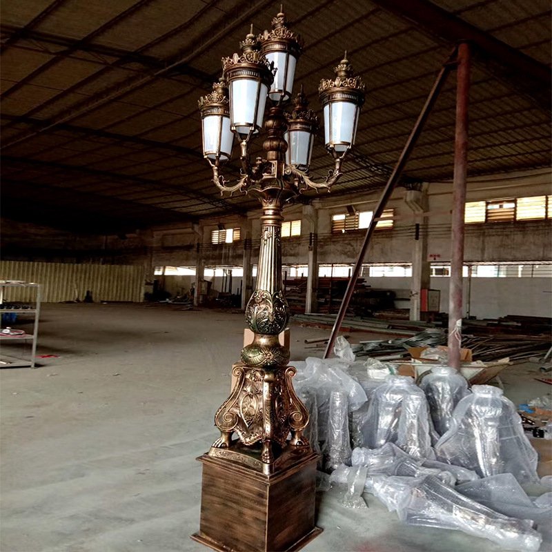 Garden Light China High Quality Outdoor Lamp Post Pole Factory Led Light Source Garden Lighting with Motion Sensor