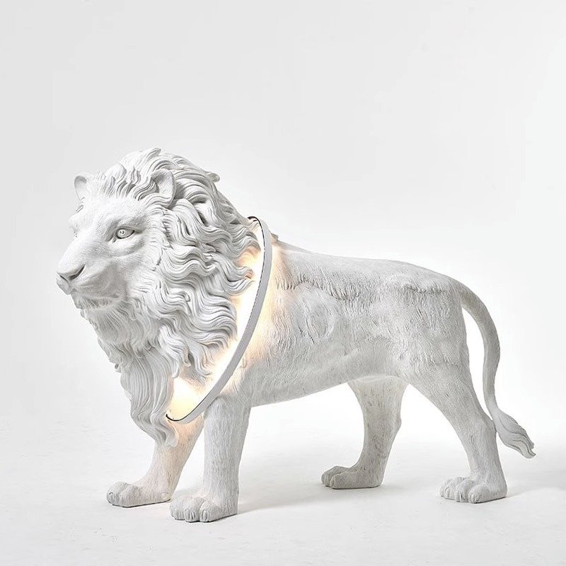 White Color Luxury Art Design Hall Decorative Landscape Sculpture Fiberglass lion Statue Lamps Animal Life Size Big Floor Lamp