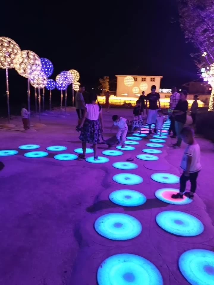 Floor LED Outdoor and Indoor Round Light up Interactive 3D Stage Rechargeable Luminous LED Dance Floor