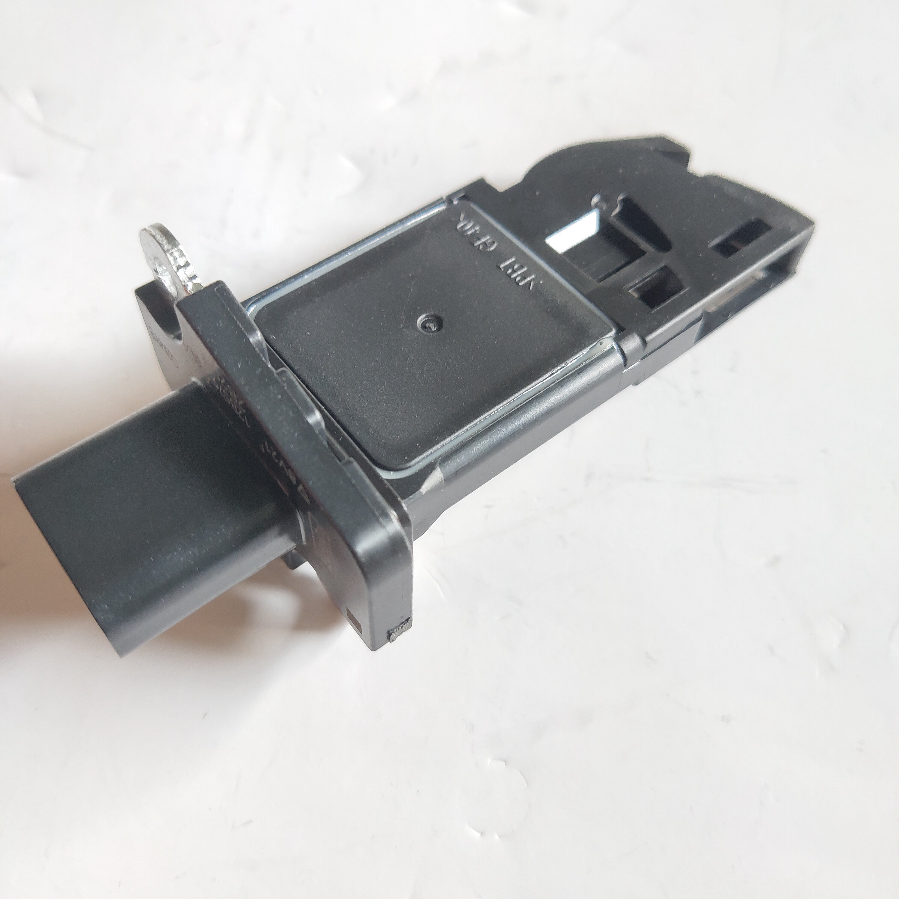 Genuine Mass Air Flow Meter Sensor for FO-RD Fie-sta/Eco-sport 1.0T Ranger 2.2/3.2 8V2112B579AA 1516668 8V2Z12B579A