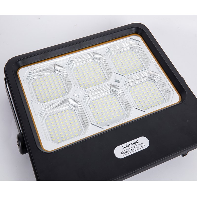 Omsen 100W 200W 300W 500W 600W Abs Solar Powered Street Garden Flood Light Led Lamp Solar Reflectors Remote Control Dusk to Dawn