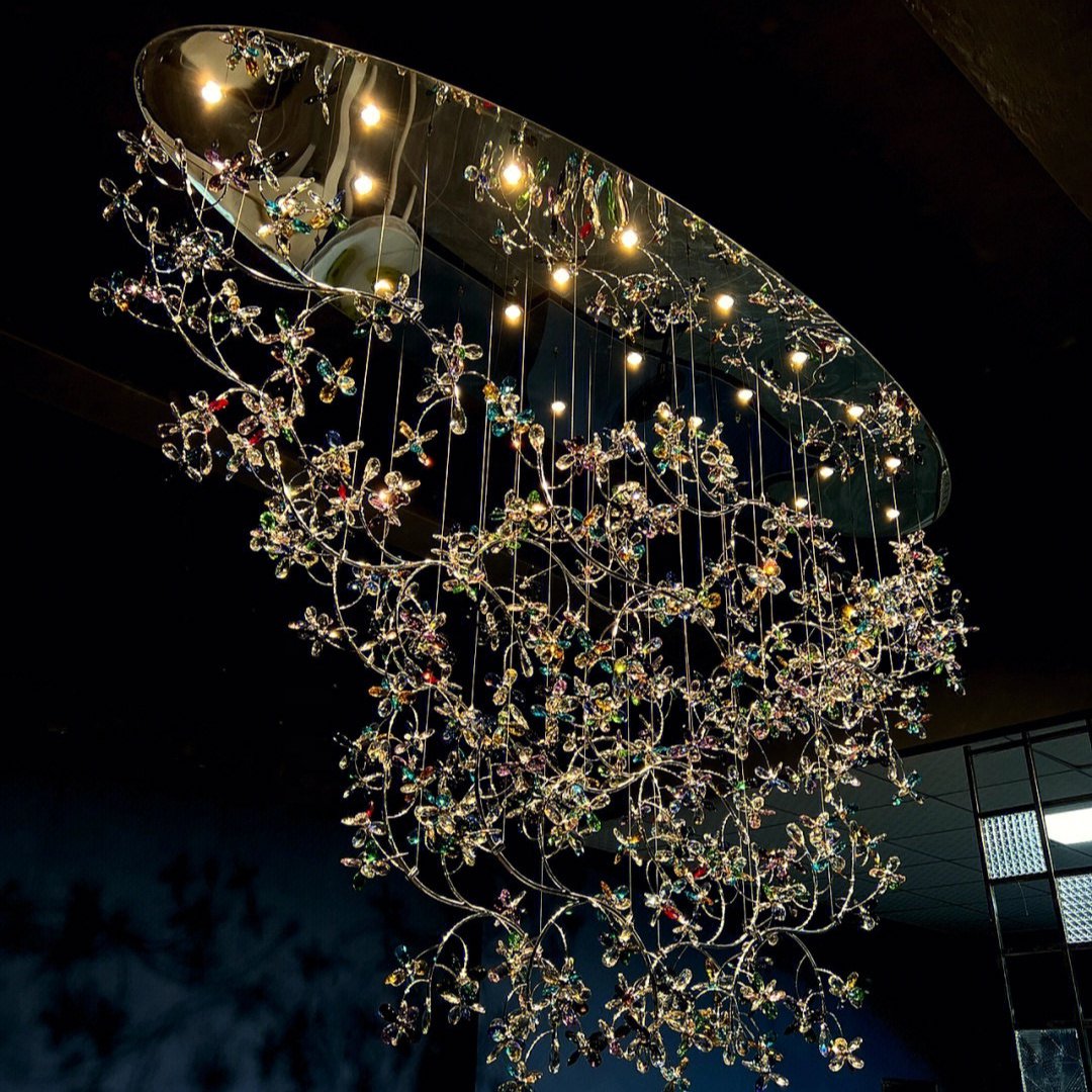 Luxury Crystal Multi-colored Flower Oval Chandelier Decorate the Hotel Lobby Wedding Hall Background Sky Lights