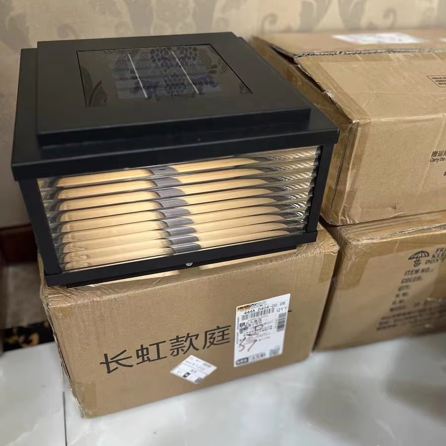Factory Wholesale Outdoor Waterproof Garden Villa Fence square Courtyard Pillar Hat Sun LED Garden Light