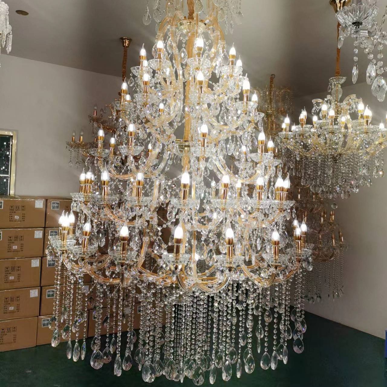 ECOJAS Luxury Hotel Banquet Hall Led Chandelier Large Fancy Lights Ceiling Crystals Chandelier Modern