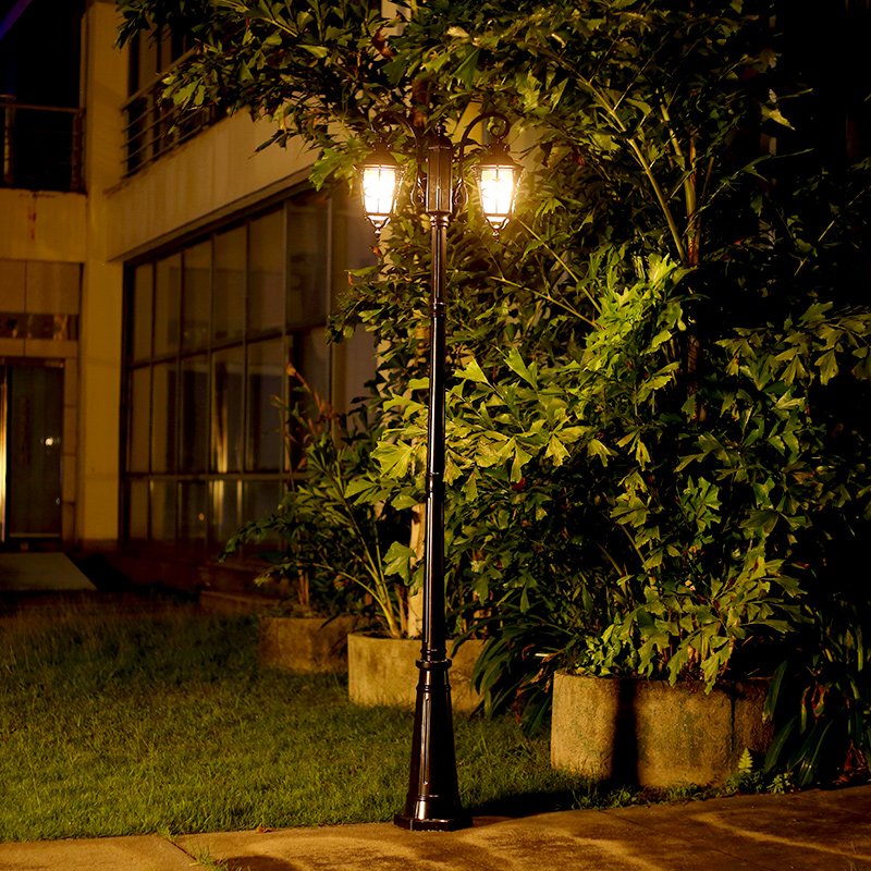 Outdoor Classic European Style Waterproof LED Garden Light Antique Street Light and Poles Aluminum Garden Lamp Post