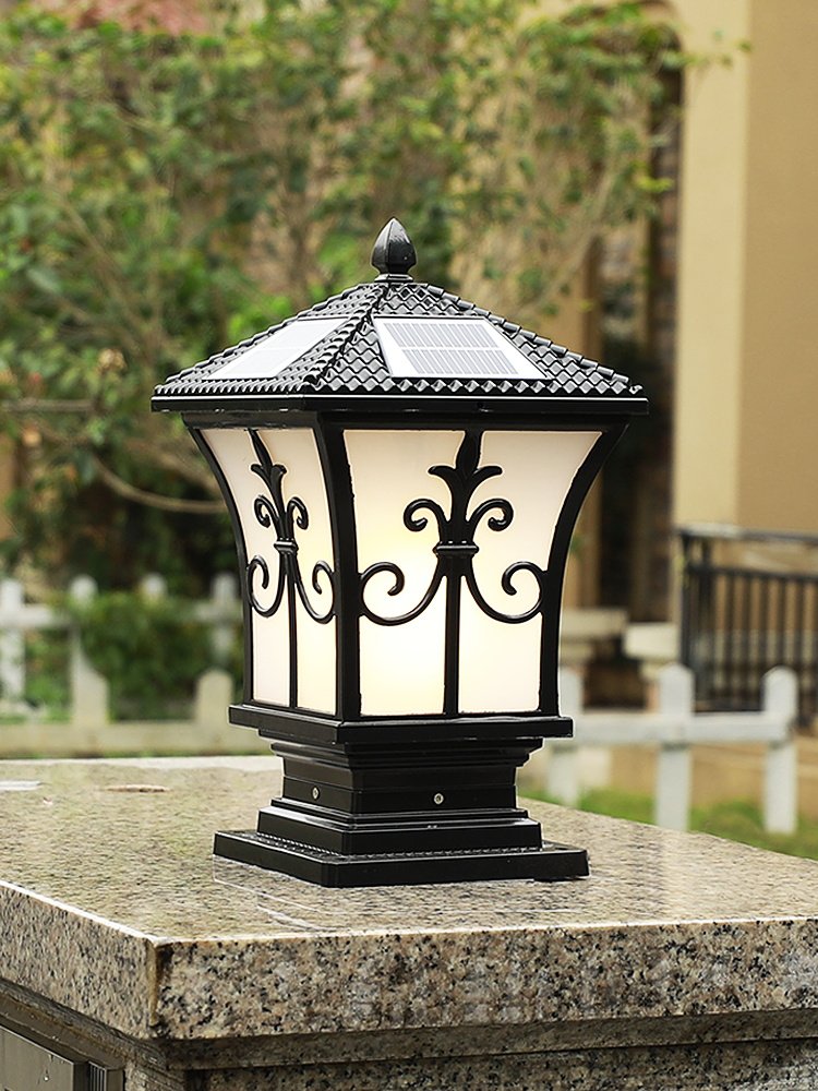 Aluminum Body Solar Powered LED Gate Pillar Light Waterproof Outdoor Sensor Lamp for Yard Garden Fence IP65 AC Power Supply