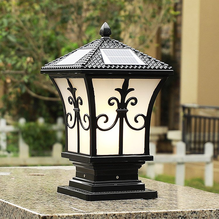 Aluminum Body Solar Powered LED Gate Pillar Light Waterproof Outdoor Sensor Lamp for Yard Garden Fence IP65 AC Power Supply
