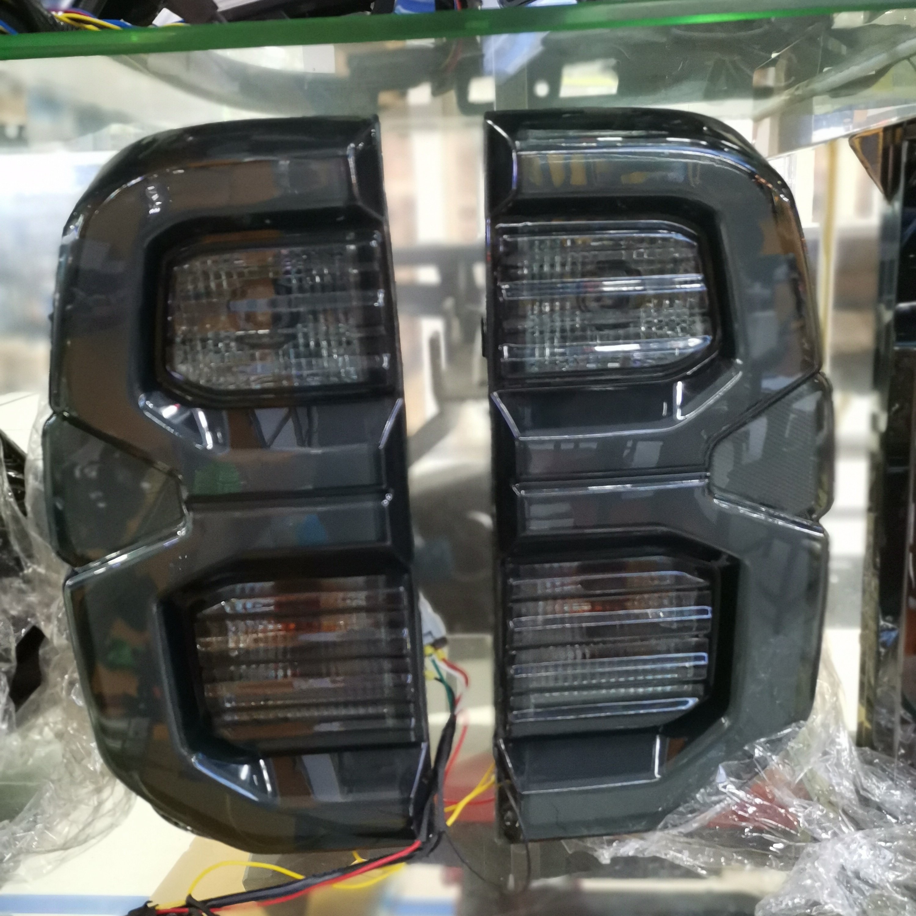 New LED Tail Lights Lamps for Toyota Hilux Revo 2015 6V Rear Lamp