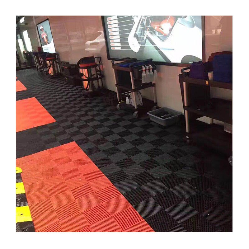 Industrial interlocking plastic floor tile heavy duty garage warehouse tile slab tent floor OEM ODM