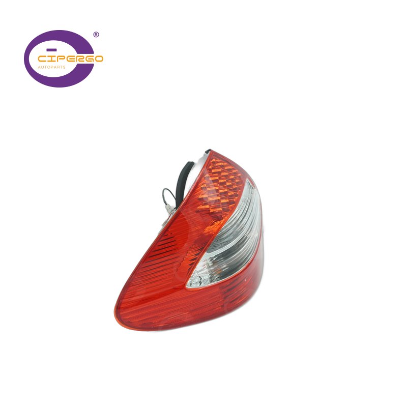 Auto LED Tail Lamp for Mercedes-Benz W211/E 2006 R 211 820 26 64 L 211 820 25 64 LED Tail Lights 12V Car Light Accessories