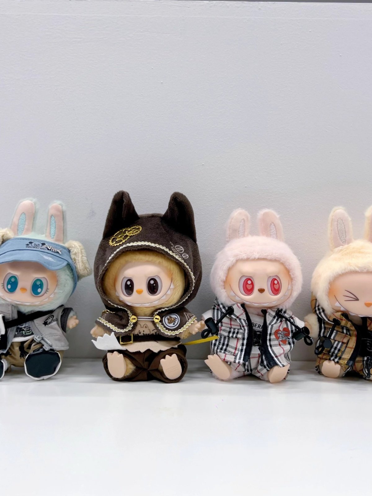 Htyc-10 New Sitting Party Sitting Vinyl Doll Plush Dress Up Cute Dress Outfit Clothes Only Labubu