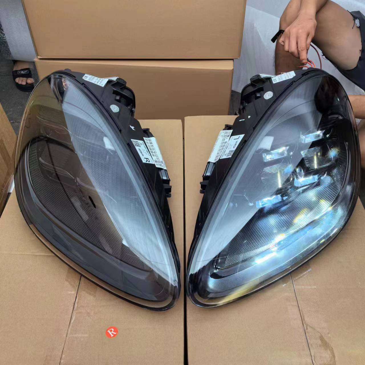 for porsche 2011~2014 year Cayenne Matrix front headlights Direct replacement of non-destructive installation led headlights