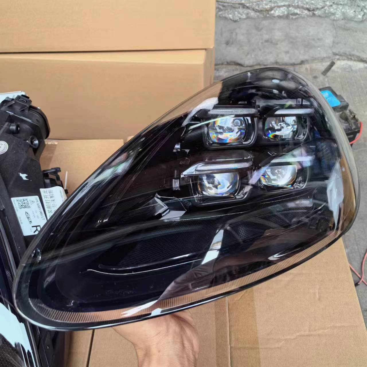 for porsche 2011~2014 year Cayenne Matrix front headlights Direct replacement of non-destructive installation led headlights