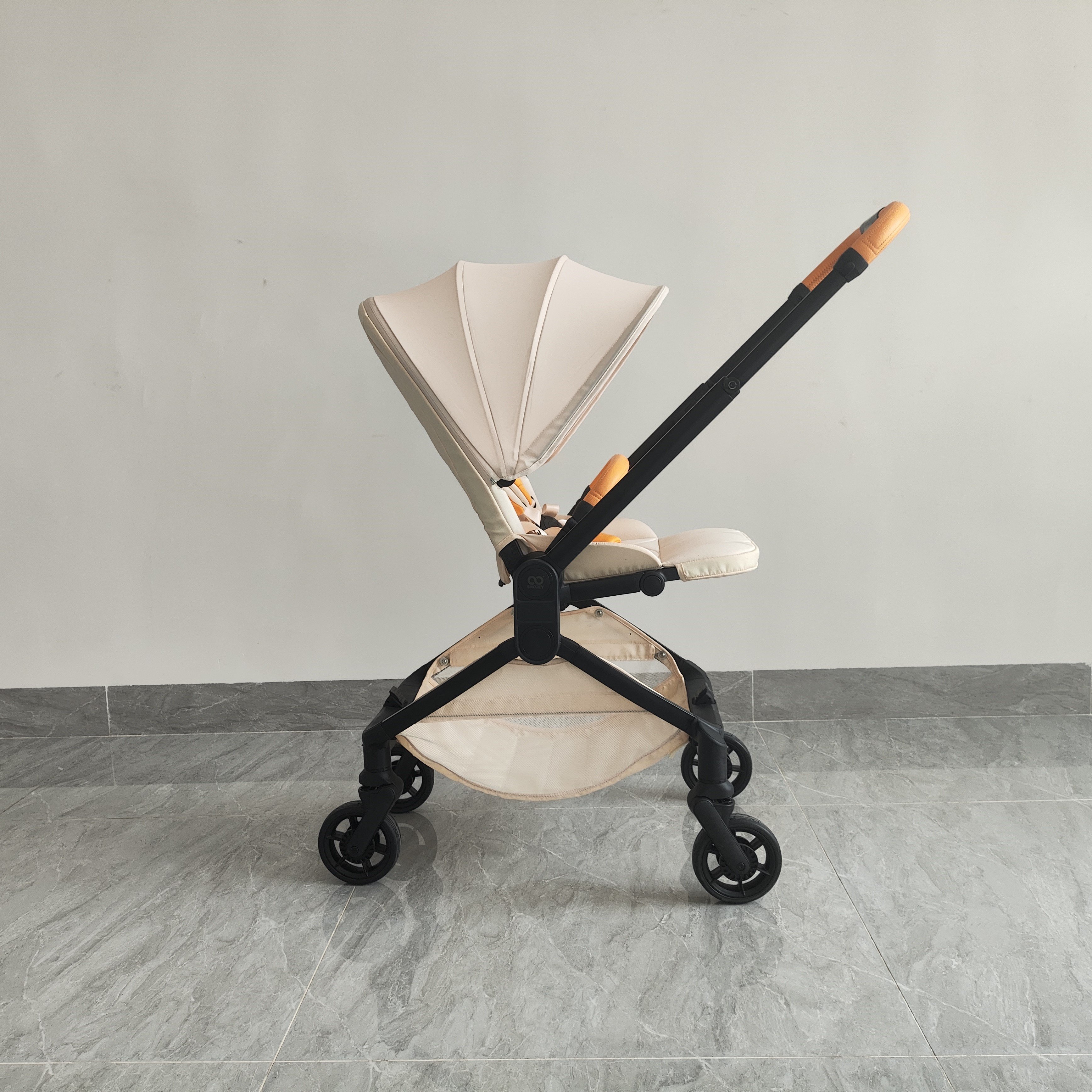 Factory custom aluminum sleeper common doona stroller kids push chair baby prams