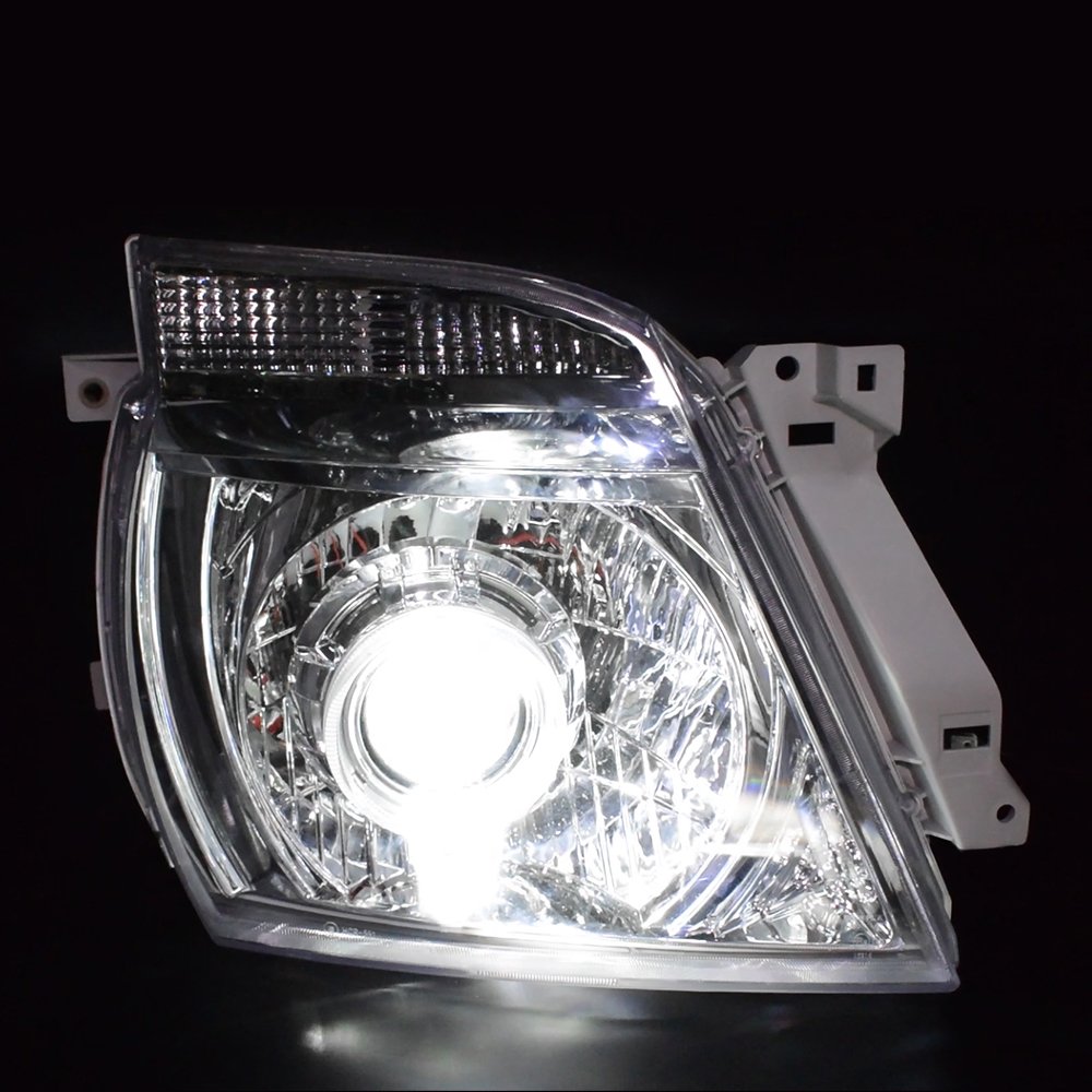 Sunlop Urvan E25 NV250 Auto Parts NS2004 LED Headlight With Angel Eye High Quality Urvan Headlamp Car Accessories Headlamp LED