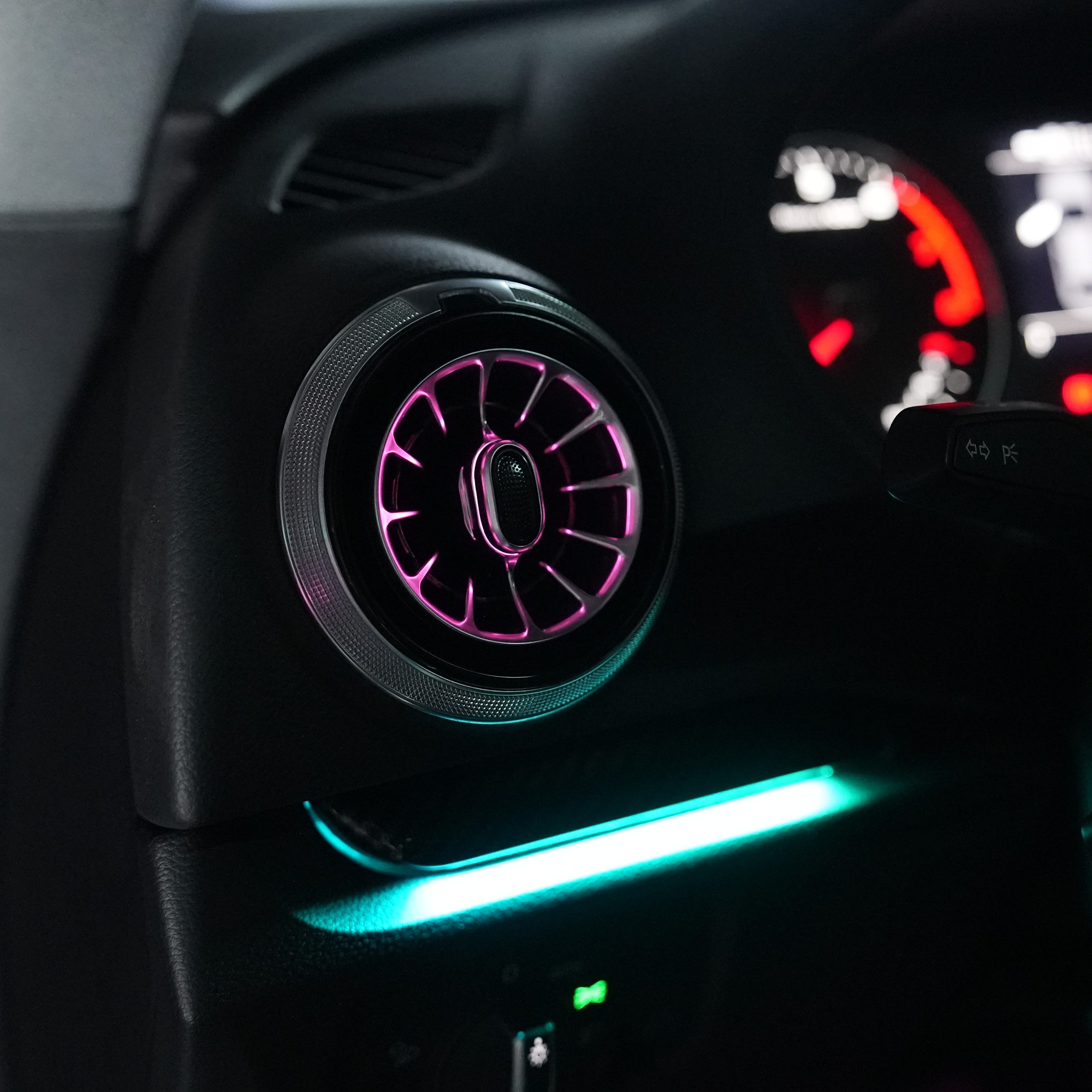 New Car LED Ambient Light with Mobile Control for Multiple Colors Car Interior Lighting Accessories Suitable for 09-16 Audi A4