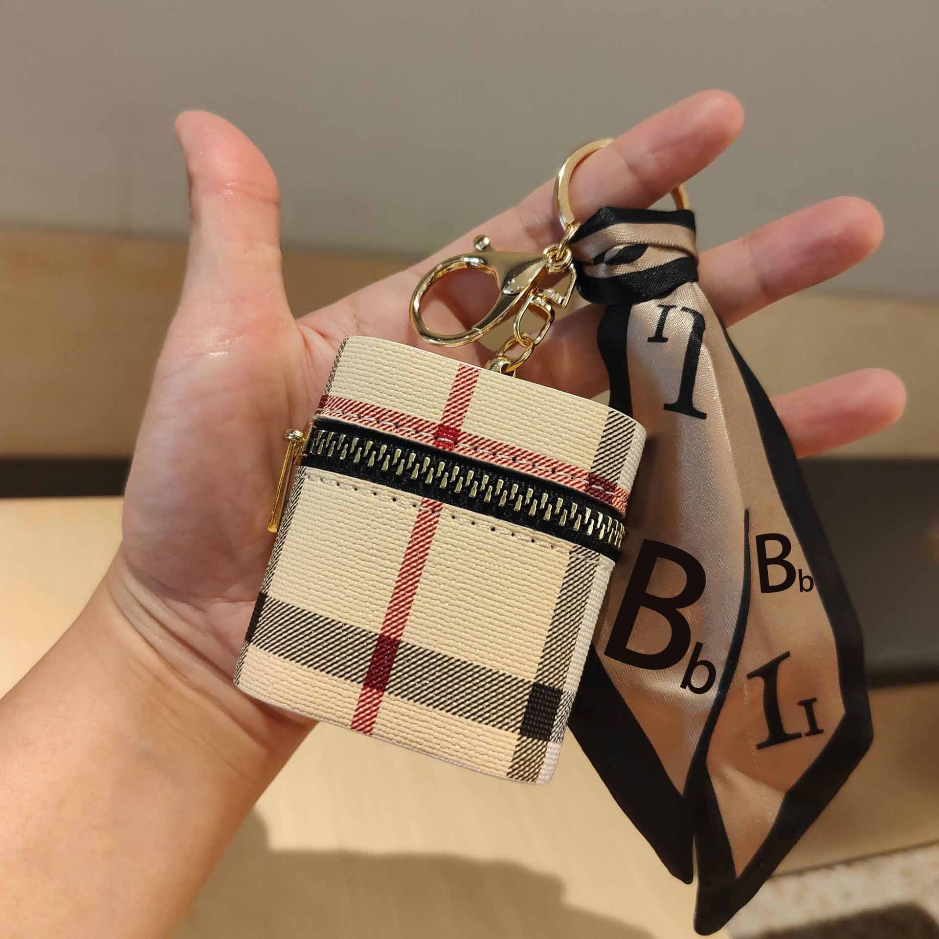 New Designer Luxury Handbag Mini Handbag Car Keychain Mini Coin Purse Headphone Bag Charm For Airpods Bag Accessories For Women