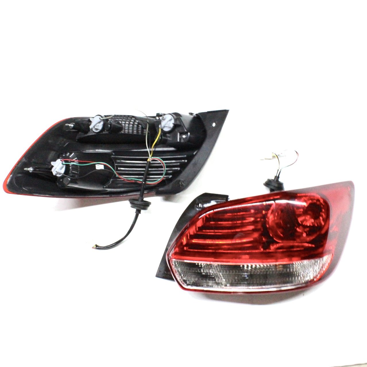 Car Automobile tail lamp OE 92401-H7000 92402-H7000 Taillight Assembly Car Taillight For Pegas