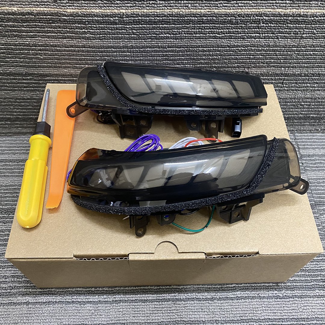 Side Mirror Indicator Blinker LED Dynamic Car Turn Signal Lights LED Car Lights for Toyota Crown/Camry/Prius/WISH/Mark X