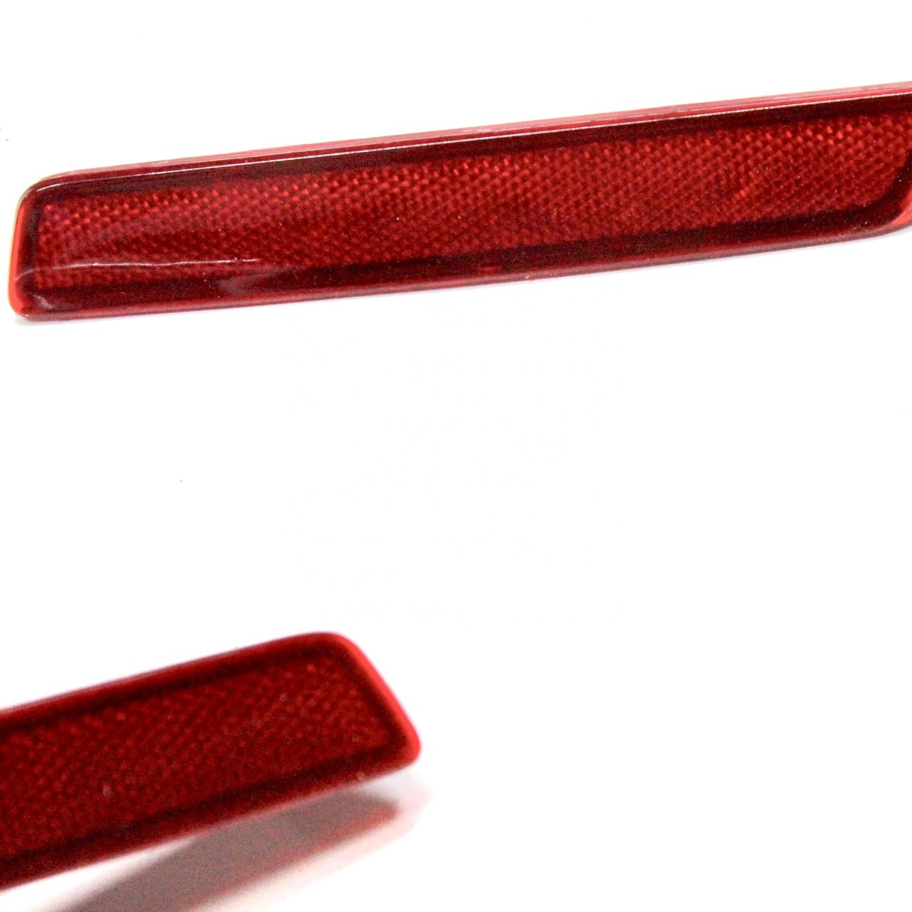 Rear Bumper Reflector bumper garnish light lamp OE 4135200XPW04A 4135100XPW04A Reflective Light Emitter Car Warning Lights