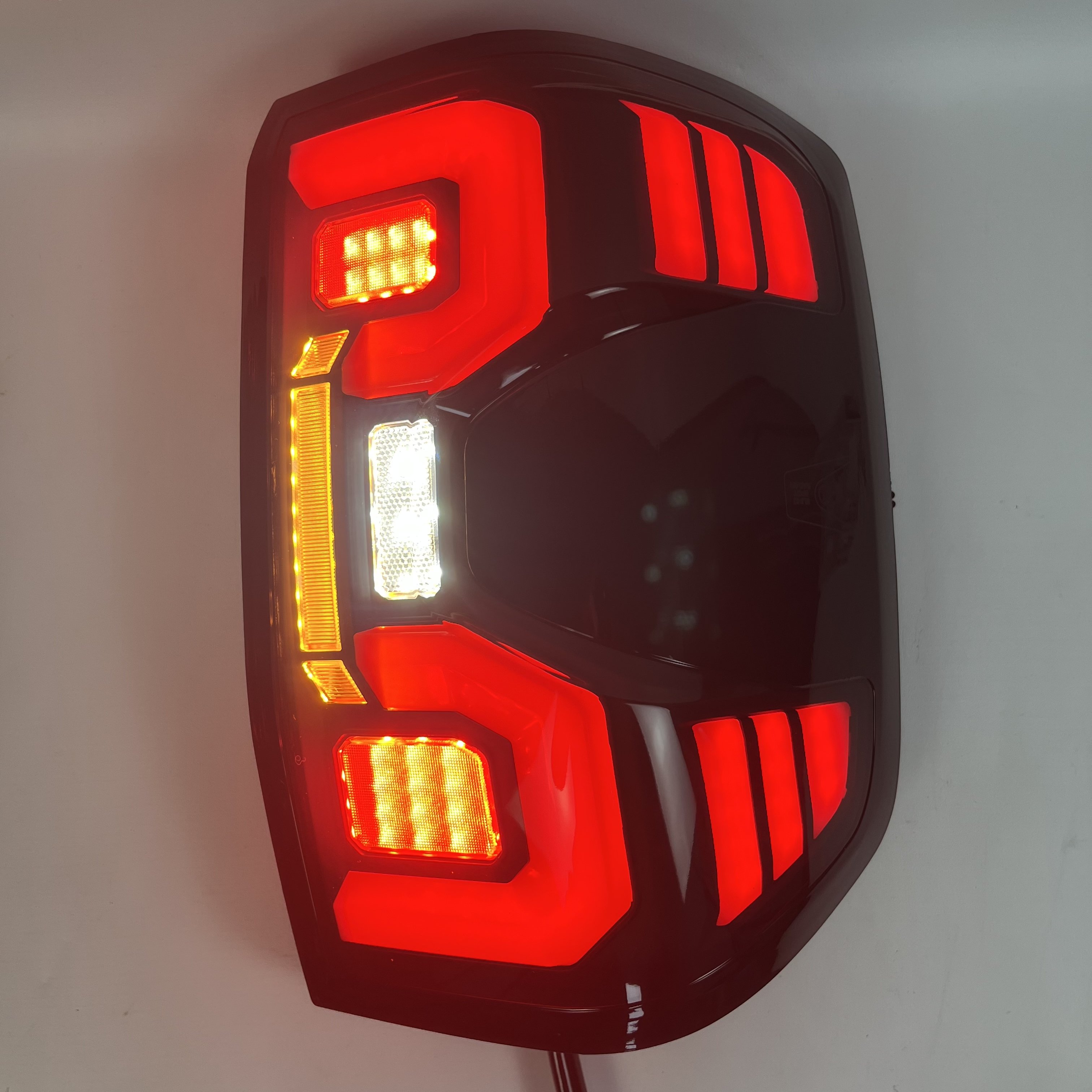 Car Accessories Pickup Truck Car Light LED Taillight Tail Light for Ranger T9 2022 2023
