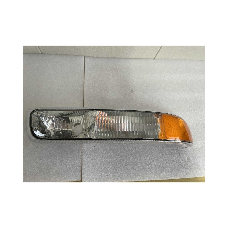 SIRU DRL Fog light Corner Lamp Turn Signal Lights For 1999-2002 Chevrolet Silverado GM2521173 15199558