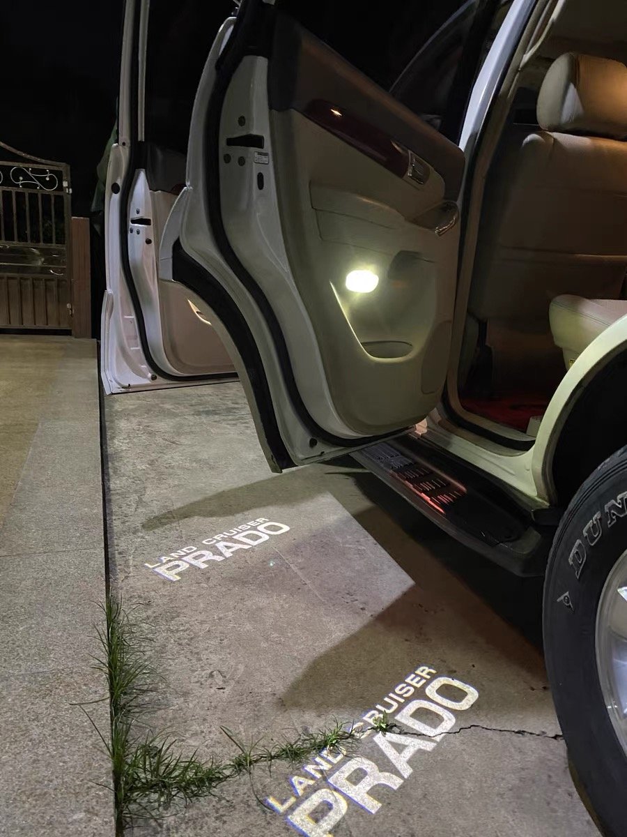 Factory direct Car Door Welcome Light Door Atmosphere LED Projector Laser Logo Light For Toyota Prado 2002-2009 Accessories
