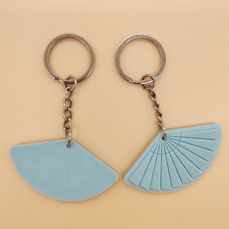 Wholesale custom design metal key chain 3D silicone doll gift bag pendant school bag accessory car cute PVC keychain