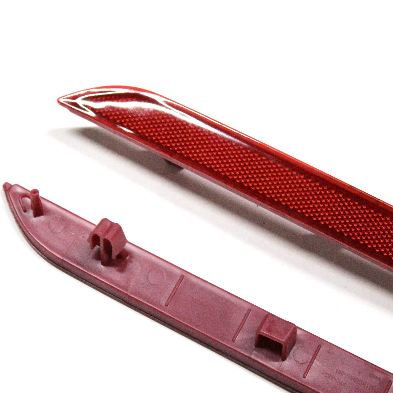Left Right red Rear bumper reflector Rear Bumper Accessories Car Reflector for Great Wall POER