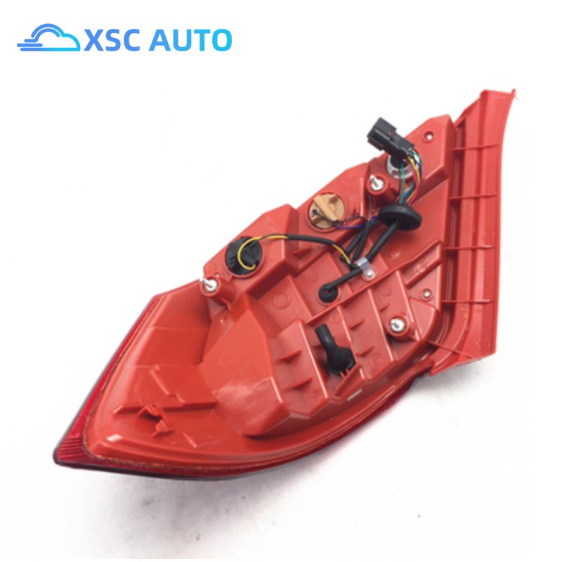 Right combined rear light assembly for BYD surui auto parts 10705993-00 other auto spare parts wholesale headlight accessories