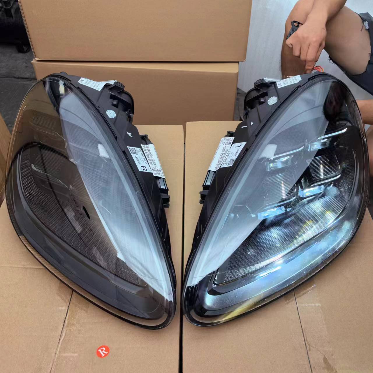 for porsche Cayenne 2011~2014 year Matrix front headlights Direct replacement of non-destructive installation led headlights