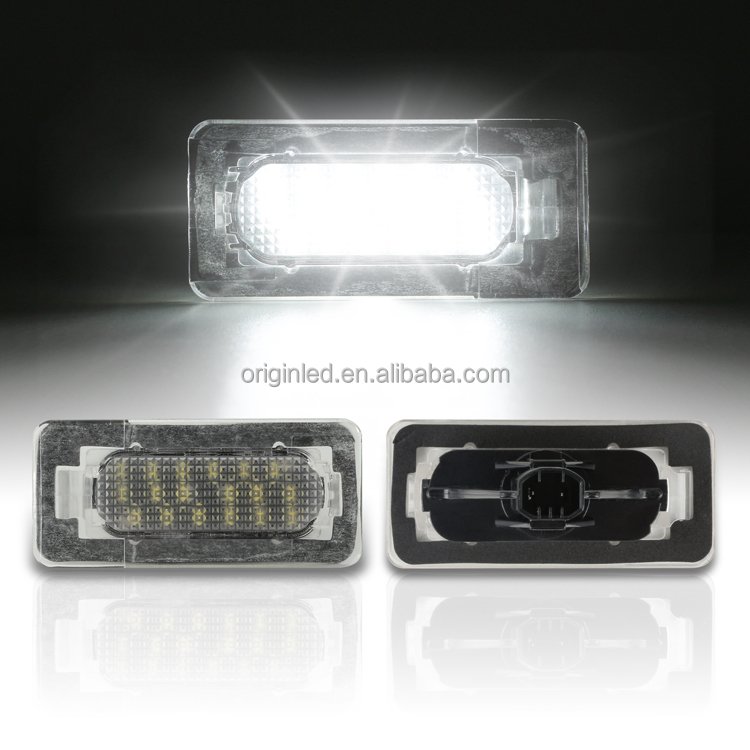 Car Accessory Lamp 2pcs Canbus Design LED License Plate Light for Toyota Corolla 2014-2018