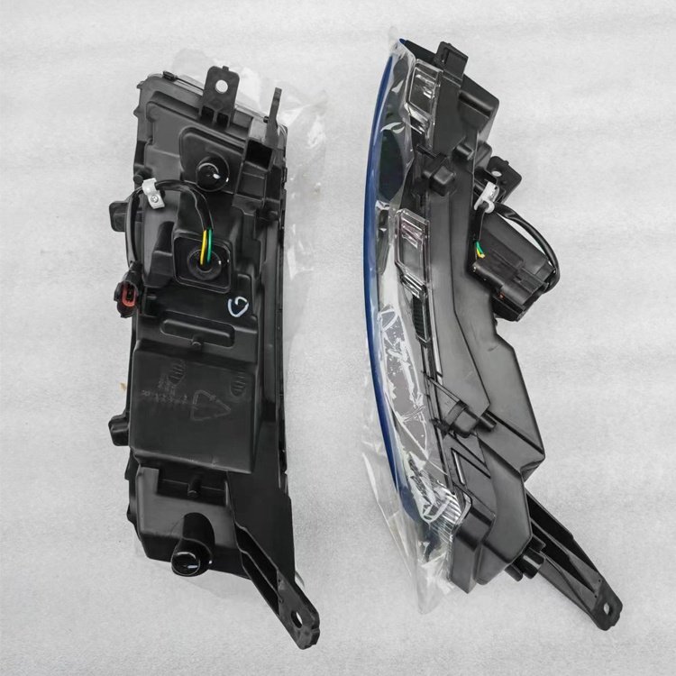 Electric Truck spare Parts Body Accessory Front Cab Fog Lamp Light 9900020889