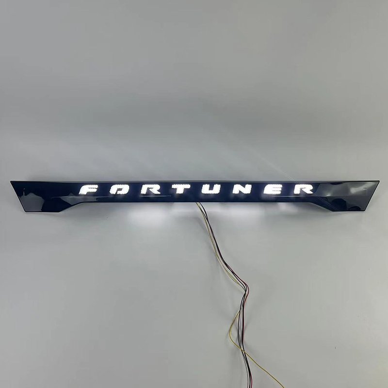 Wholesale Led Brake Rear Bumper Fog Reflector Light For Toyota Fortuner 2012~2015
