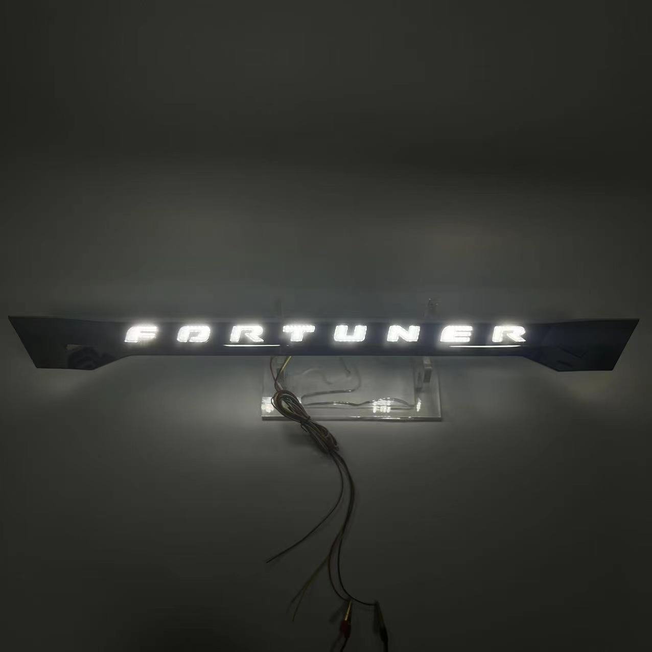 Wholesale Led Brake Rear Bumper Fog Reflector Light For Toyota Fortuner 2012~2015