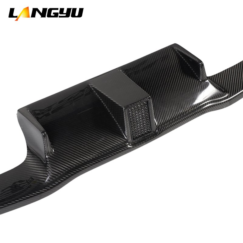 Langyu Car Parts Modification Rear Lip Dry Carbon Fiber Rear Bumper Lip With Light For BMW F87 M2 Rear Diffuser