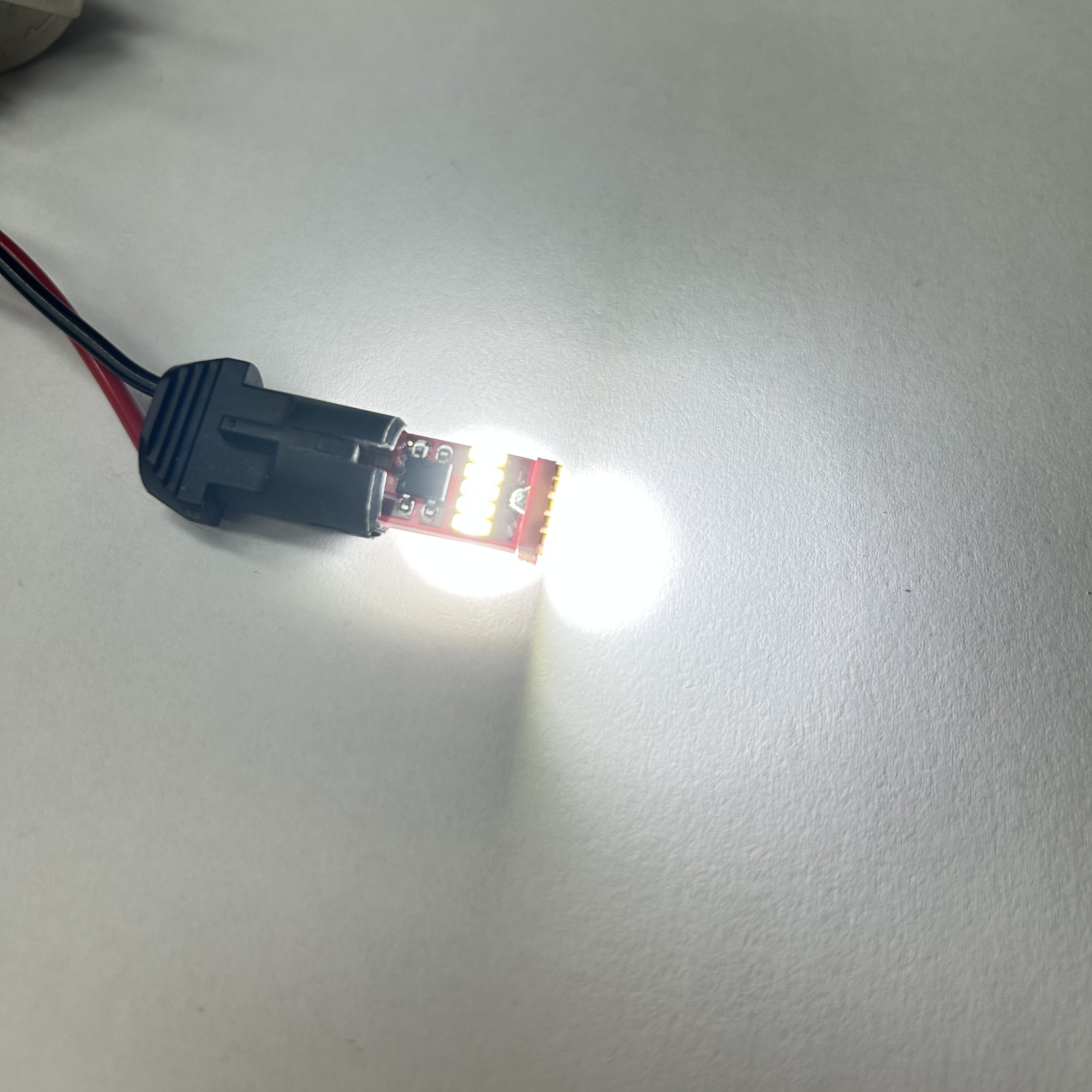 Hot Selling T10-4014-15 LED Bulbs Easy Installation Bright Interior Automobile Lights 6000k Color Long Service Life Used