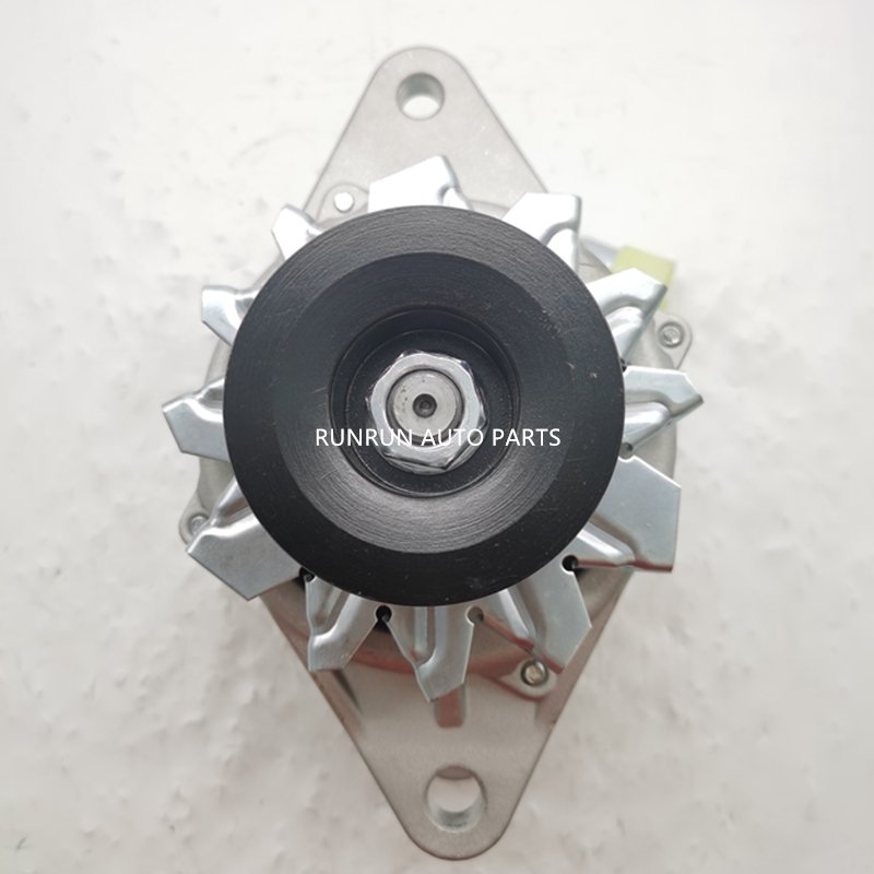 24V 45A Generator Alternator for ISUZU Engines E120 DH100 6BB1 6HH1 6HE1 6BG1 4D95 4BC2 100211-5881 1002115881 1812003250