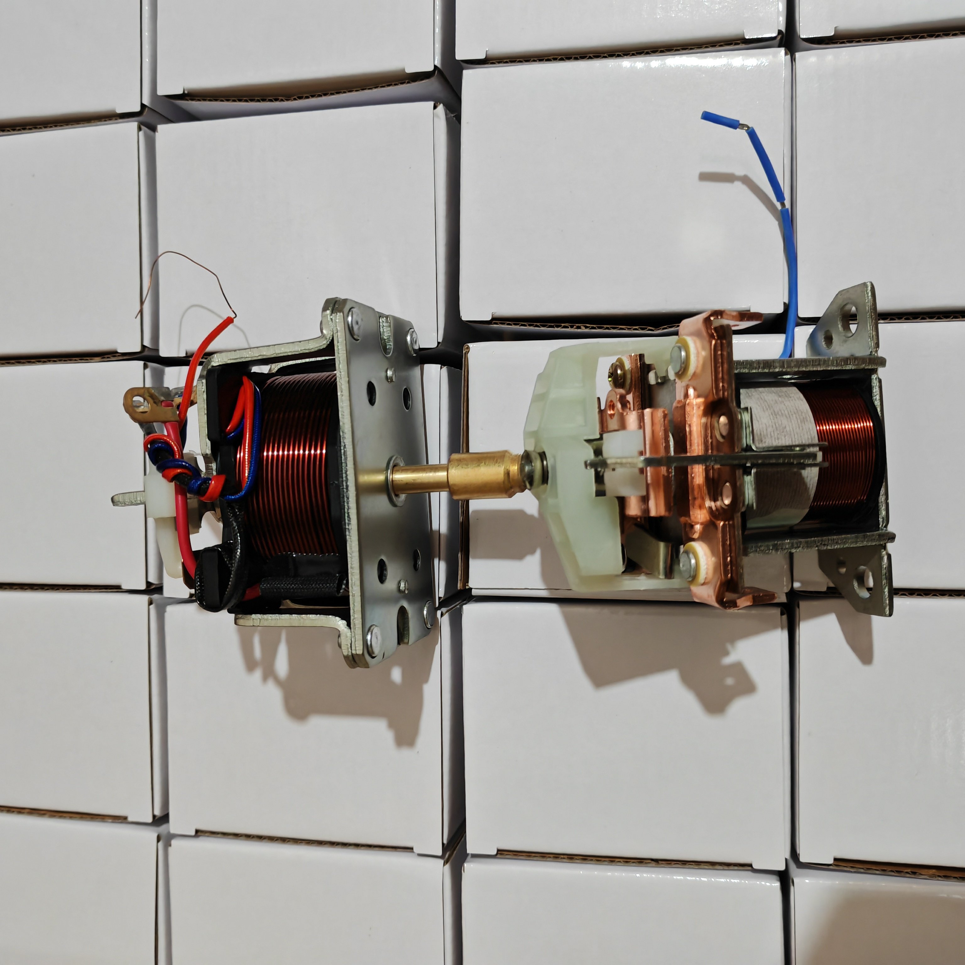SUCTION SWITCH & THRUST SWITCH 0331100016 66-9118 7-726 & 0330105001 66-9110 7-718 Starter Solenoid Switch