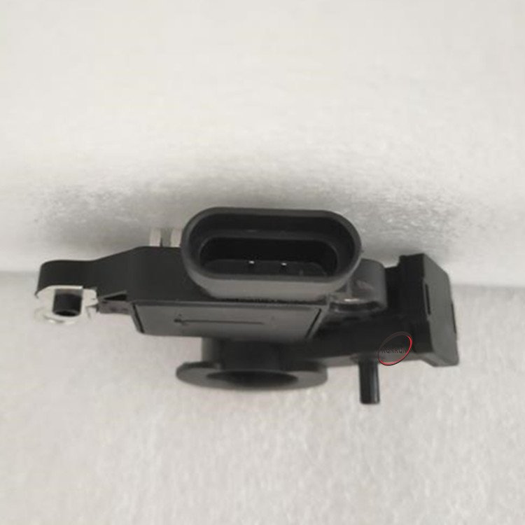 Alternator Voltage Regulator VR-D717 8483 8484 D2206 Use on 11SI Alternator