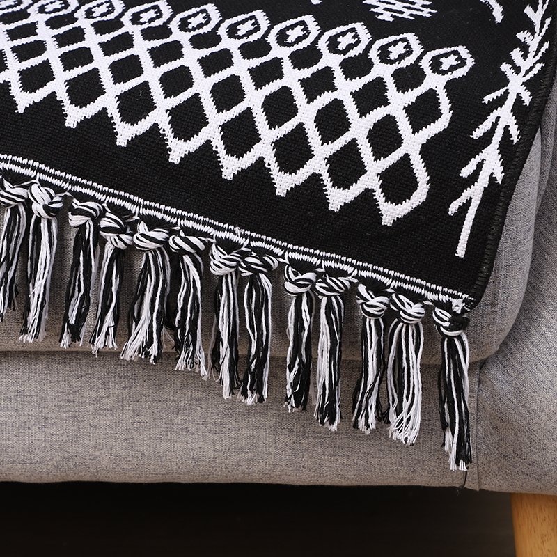 Wholesale Price Muslim Prayer Mat Prayer Mat Muslim Prayer Rug Tilla Print Black and White Alternating Woven Rugs